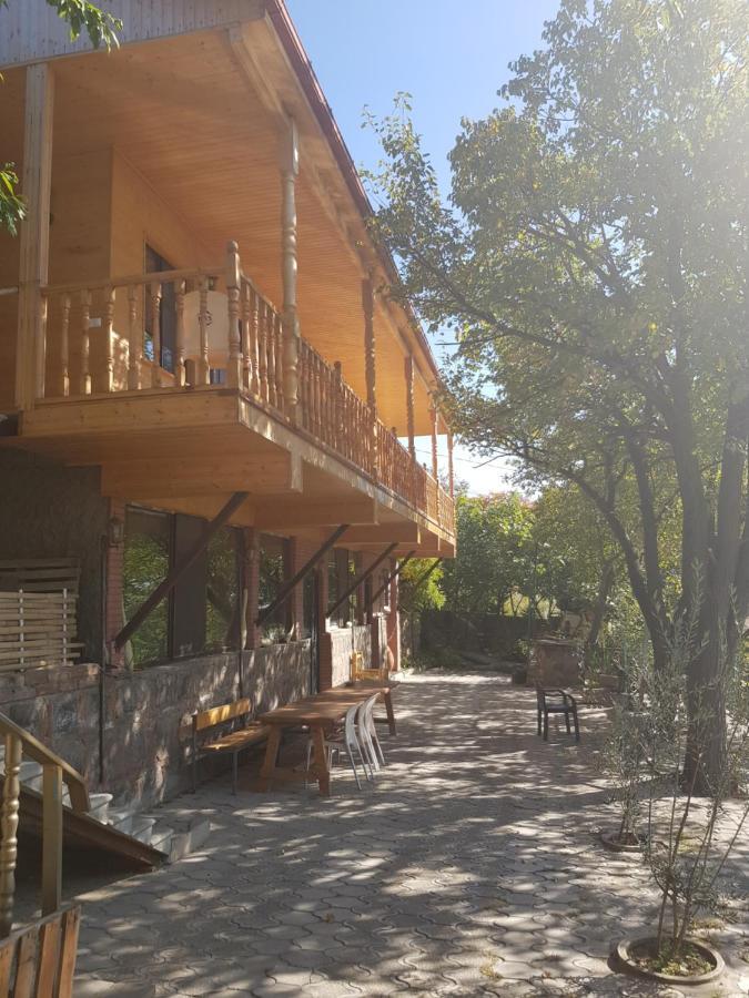 Amiran'S Lake Тбилиси Экстерьер фото